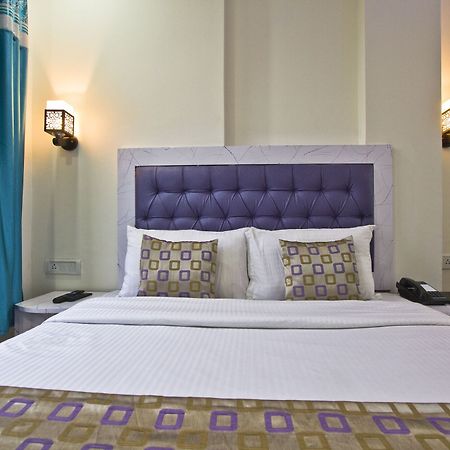 Hotel Rock Sea Manāli エクステリア 写真